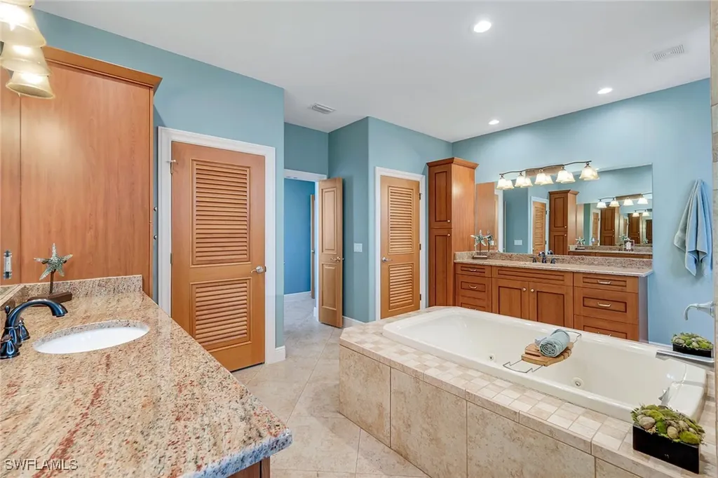 685 Embassy Court Marco Island FL 34145