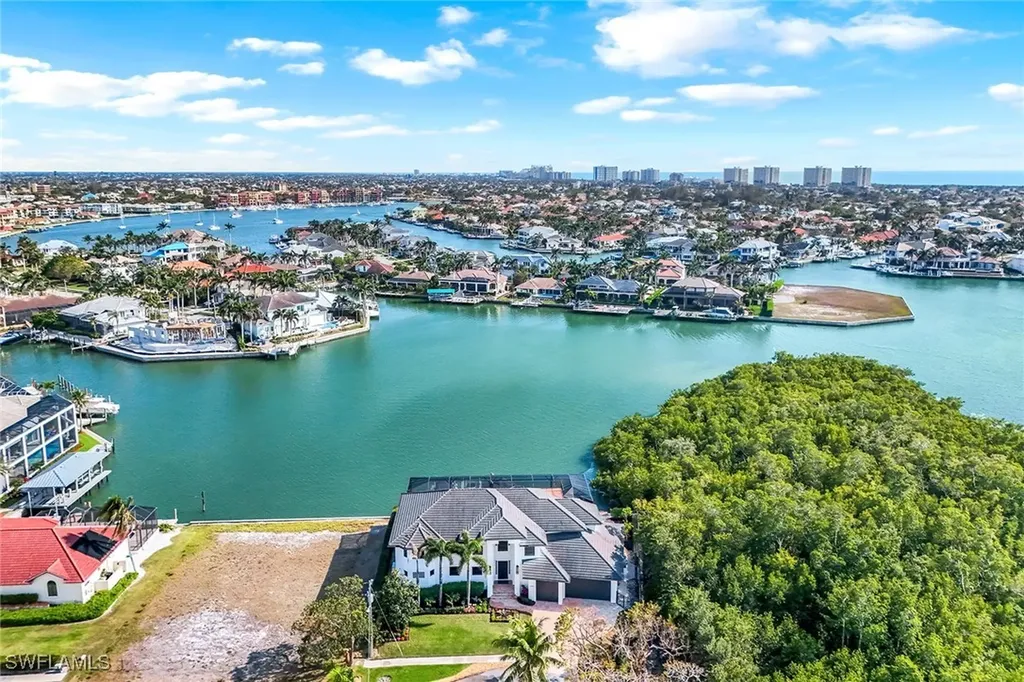 685 Embassy Court Marco Island FL 34145