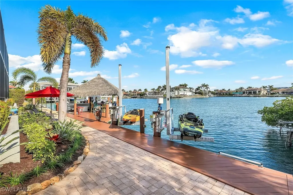 685 Embassy Court Marco Island FL 34145