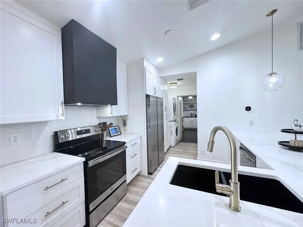 1616 NW 17th Street Cape Coral FL 33993