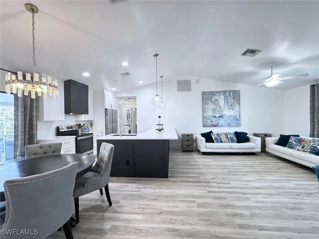 1616 NW 17th Street Cape Coral FL 33993