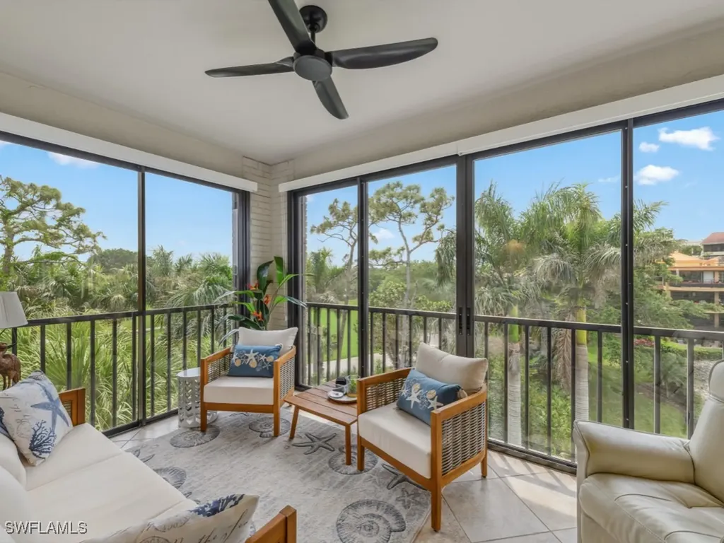 Naples FL, 6760 Pelican Bay Boulevard, Unit 342