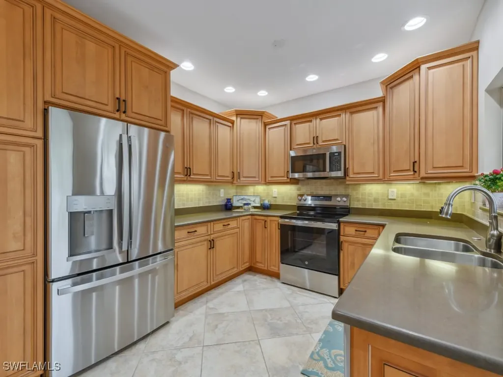 6760 Pelican Bay Boulevard Naples FL 34108
