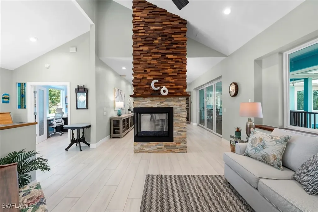 6450 Pine Avenue Sanibel FL 33957