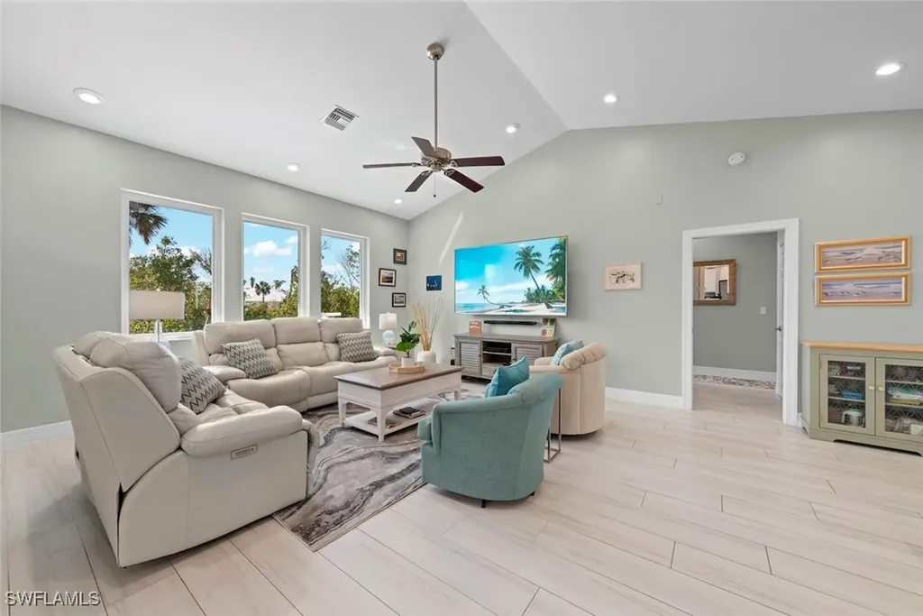 6450 Pine Avenue Sanibel FL 33957