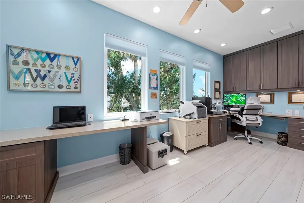 6450 Pine Avenue Sanibel FL 33957