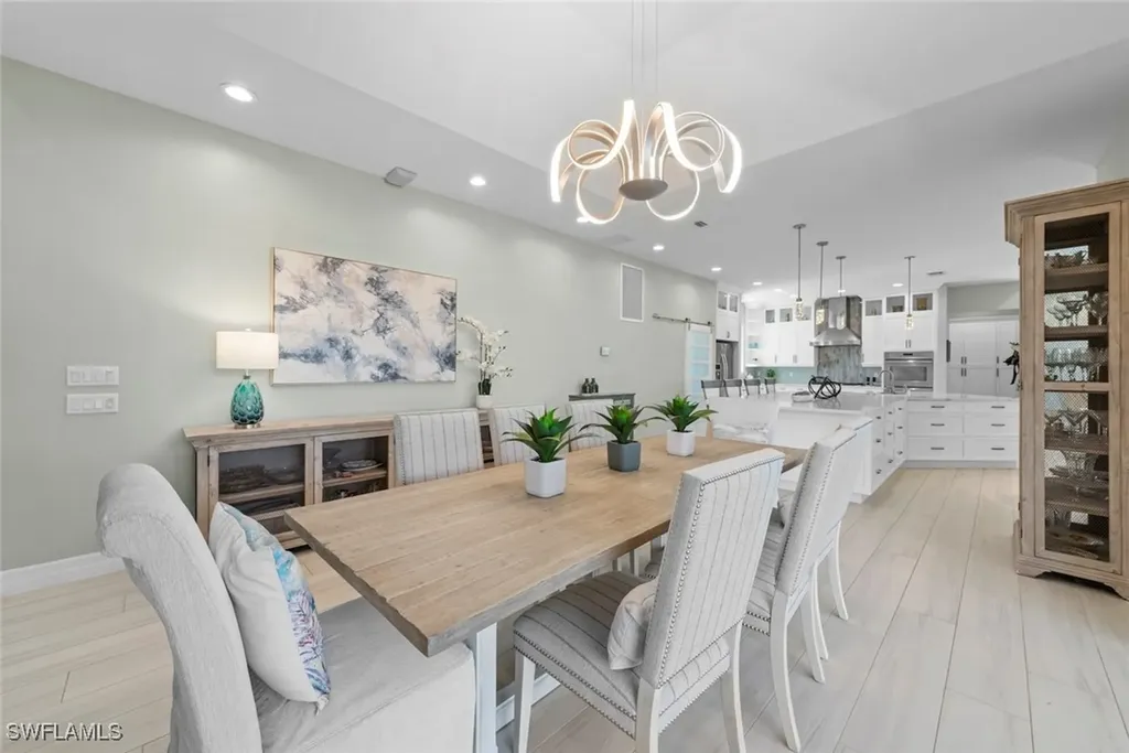 6450 Pine Avenue Sanibel FL 33957