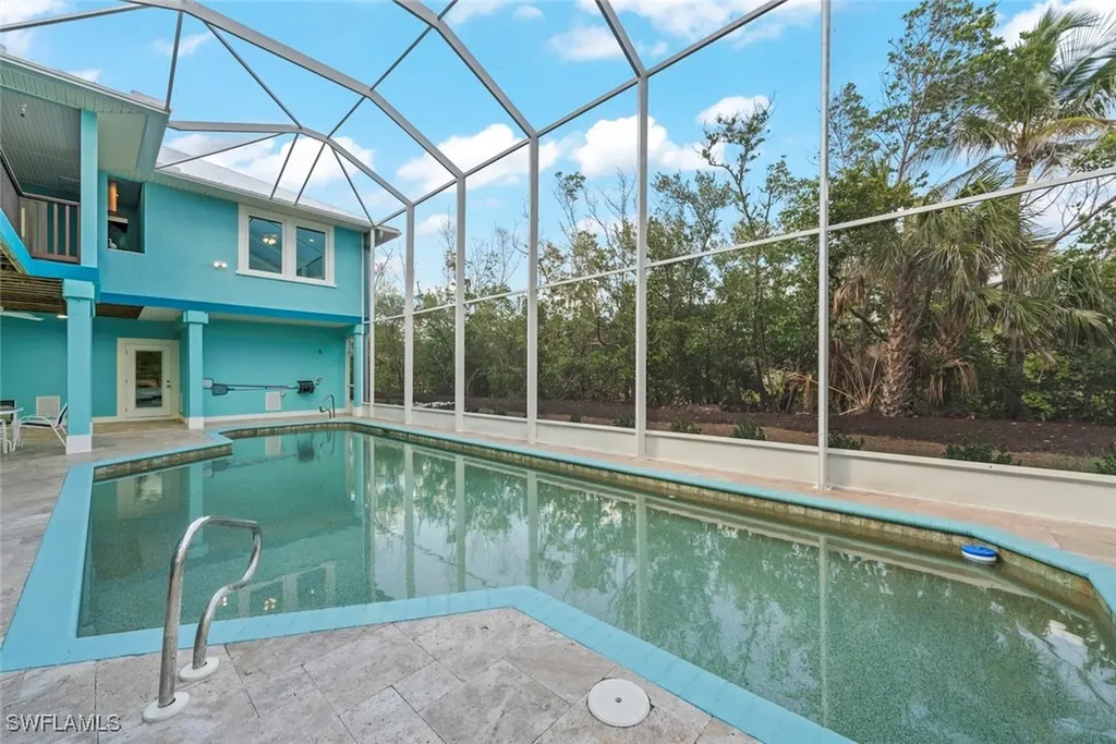 6450 Pine Avenue Sanibel FL 33957