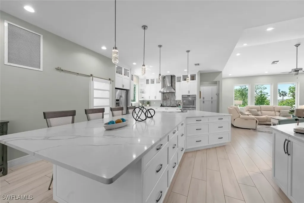 6450 Pine Avenue Sanibel FL 33957