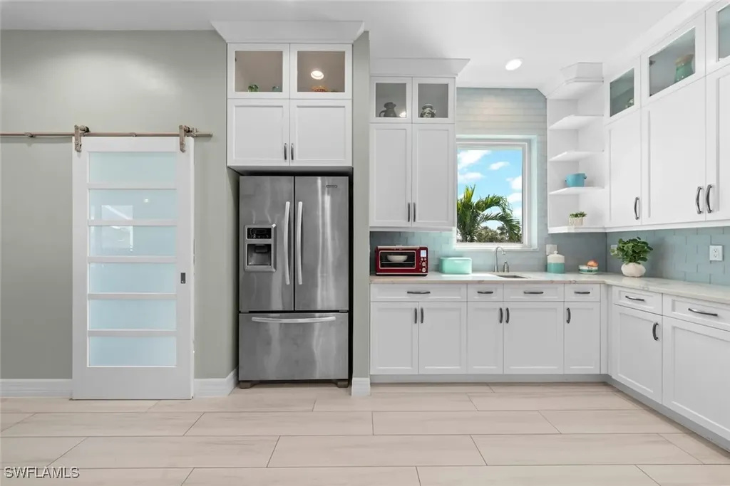 6450 Pine Avenue Sanibel FL 33957