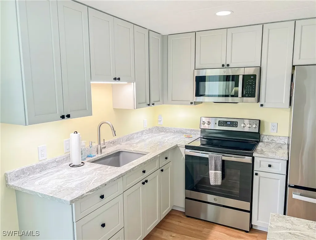 11290 Bayside Boulevard Fort Myers Beach FL 33931