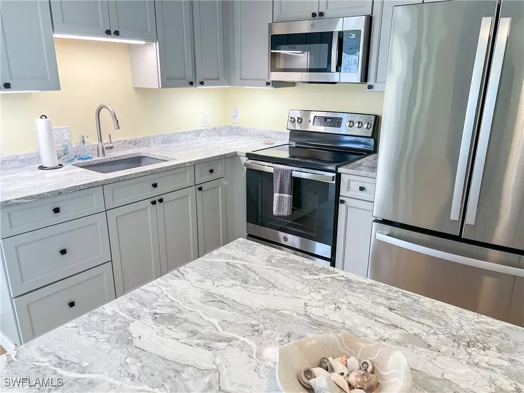 11290 Bayside Boulevard Fort Myers Beach FL 33931