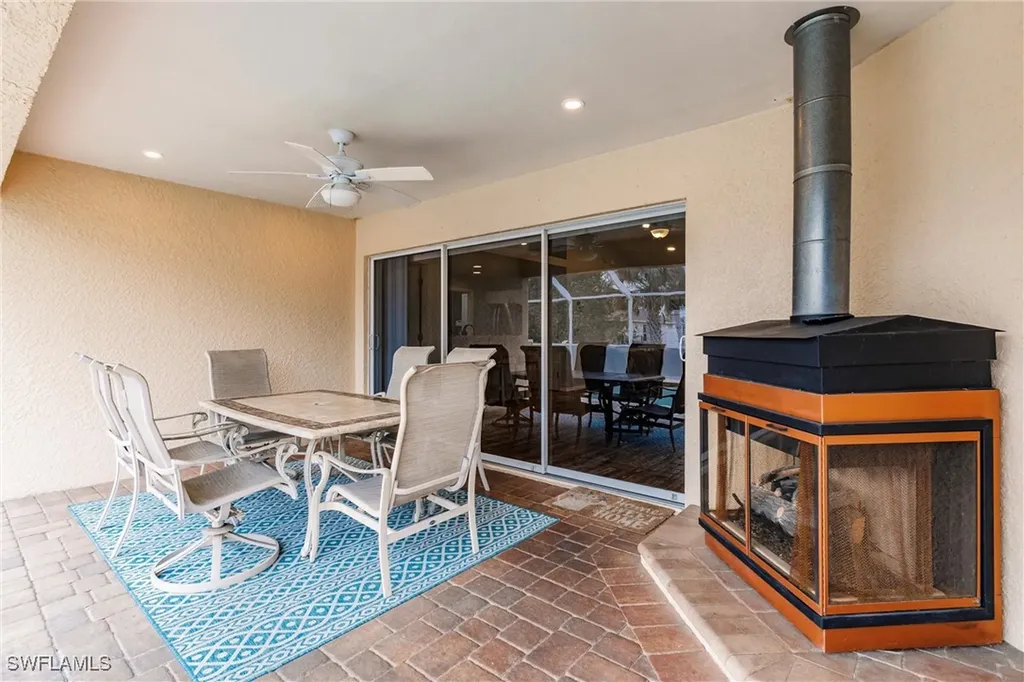 324 Parkdale Boulevard Lehigh Acres FL 33974