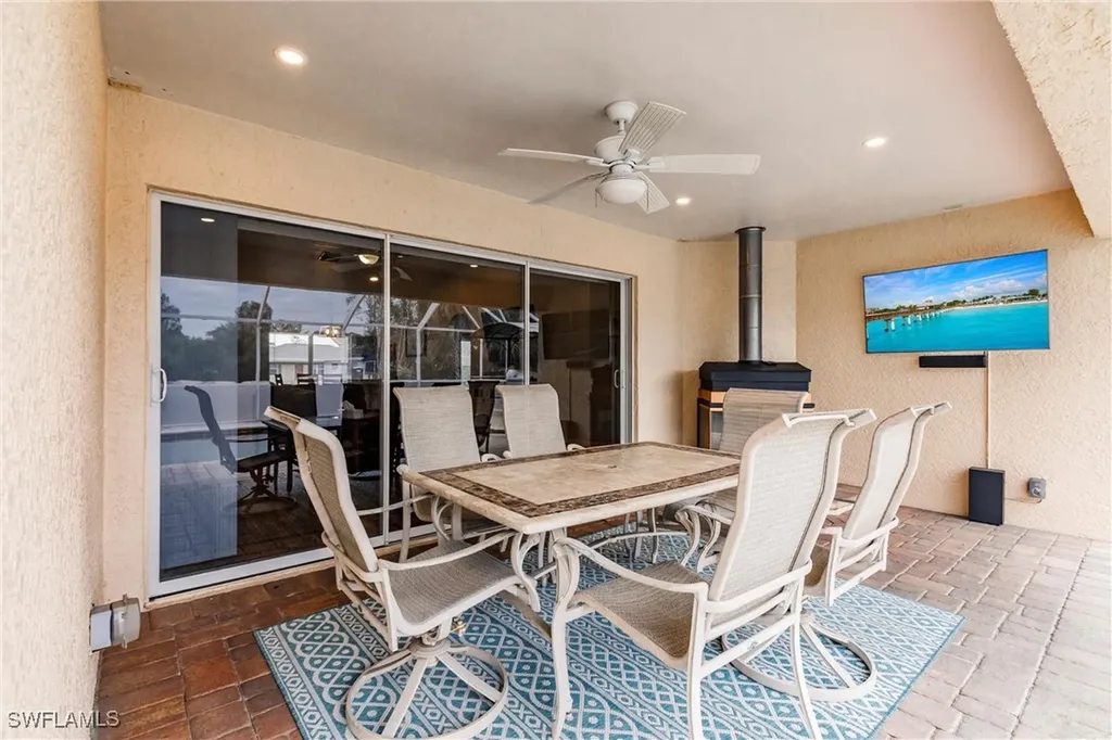 324 Parkdale Boulevard Lehigh Acres FL 33974