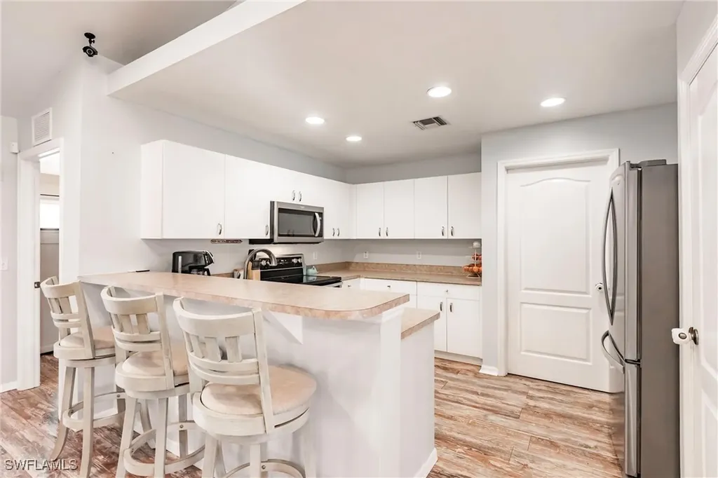 324 Parkdale Boulevard Lehigh Acres FL 33974