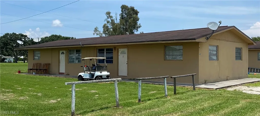 599 Avenue R SW Moore Haven FL 33471