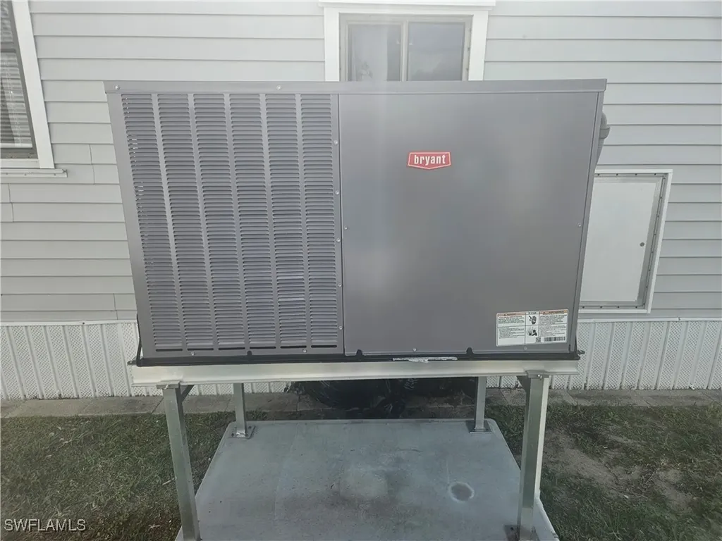 4 Onyx Drive Naples FL 34114