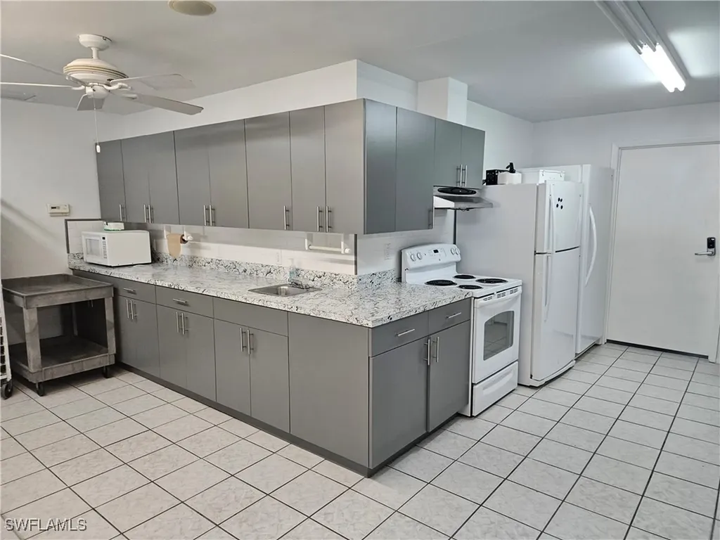 4 Onyx Drive Naples FL 34114