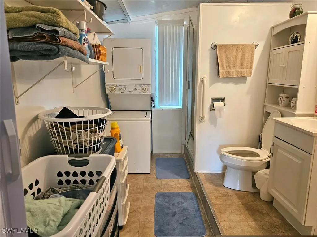 4 Onyx Drive Naples FL 34114