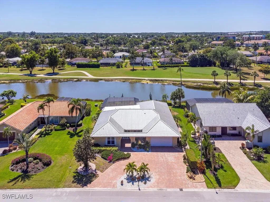 226 Torrey Pines Point Naples FL 34113