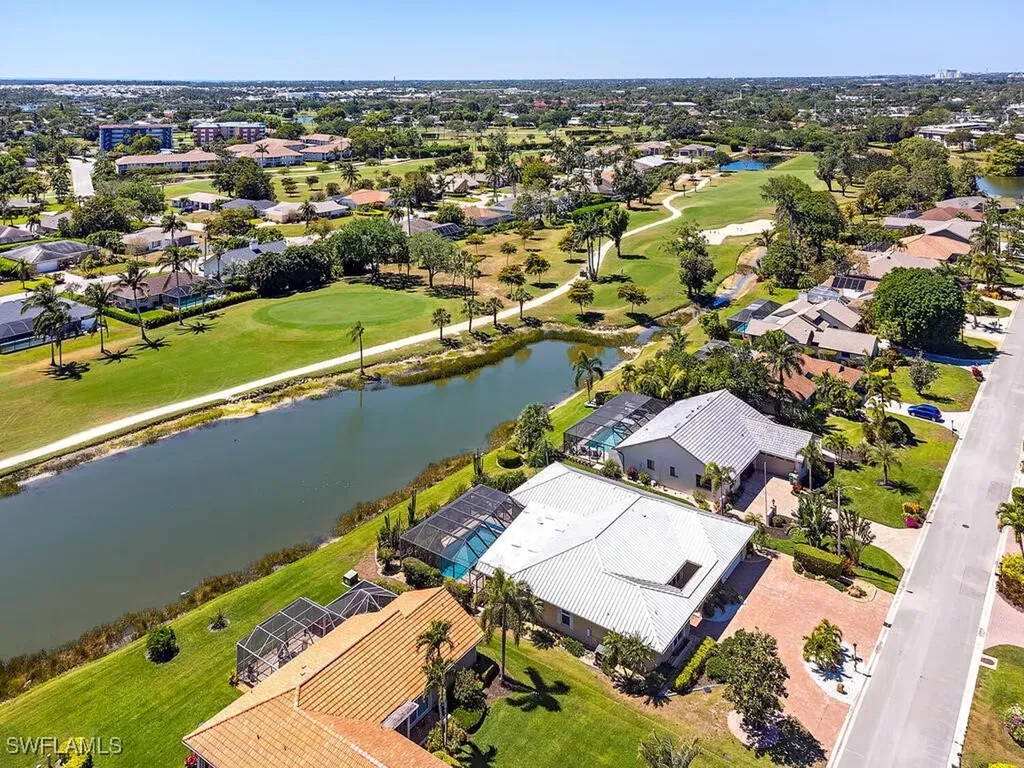 226 Torrey Pines Point Naples FL 34113
