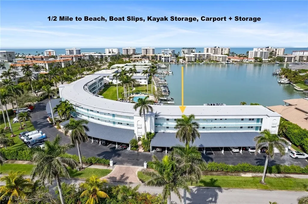 383 Harbour Drive Naples FL 34103