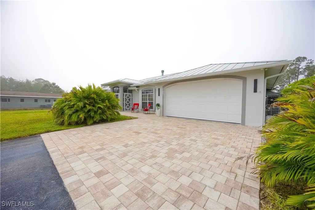 2618 35th Avenue NE Naples FL 34120