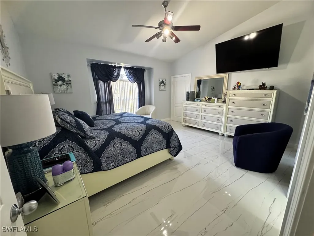 2618 35th Avenue NE Naples FL 34120