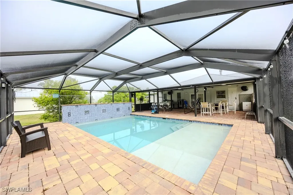 2618 35th Avenue NE Naples FL 34120