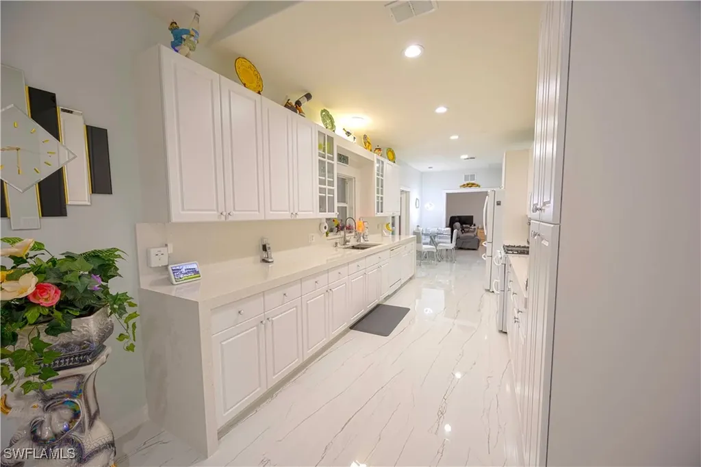 2618 35th Avenue NE Naples FL 34120