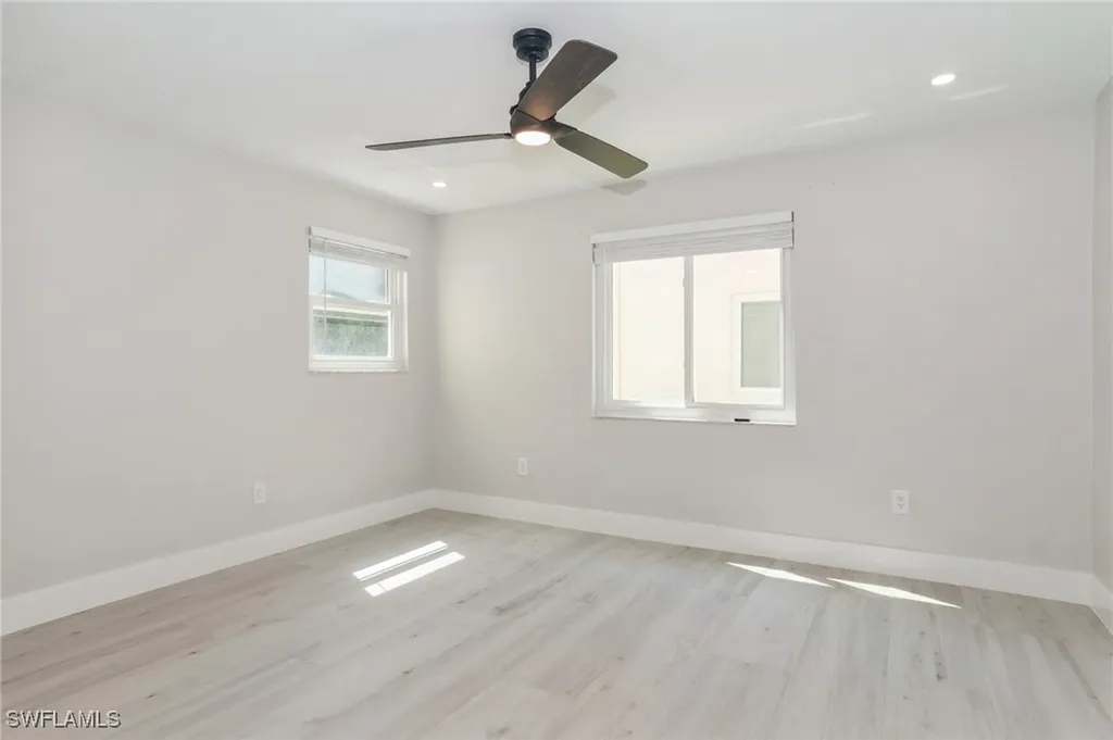 1155 Sandpiper Street Naples FL 34102