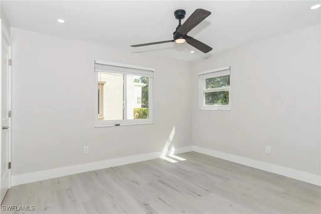 1155 Sandpiper Street Naples FL 34102