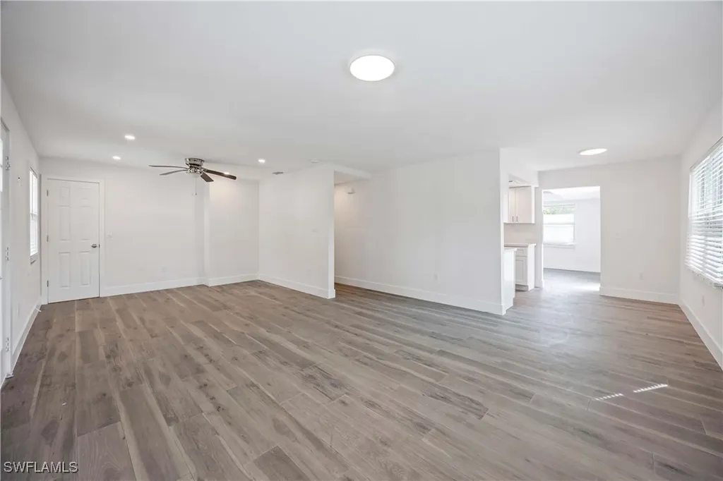 910 Fitzhugh Street Sanibel FL 33957