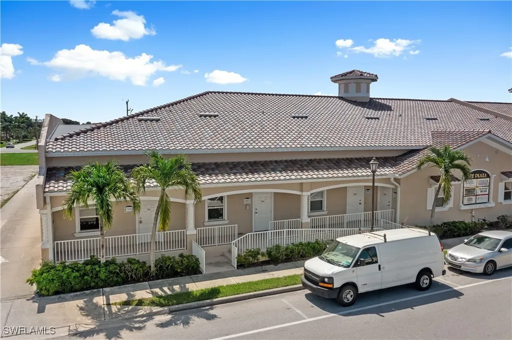4519 SE 16th Place Cape Coral FL 33904