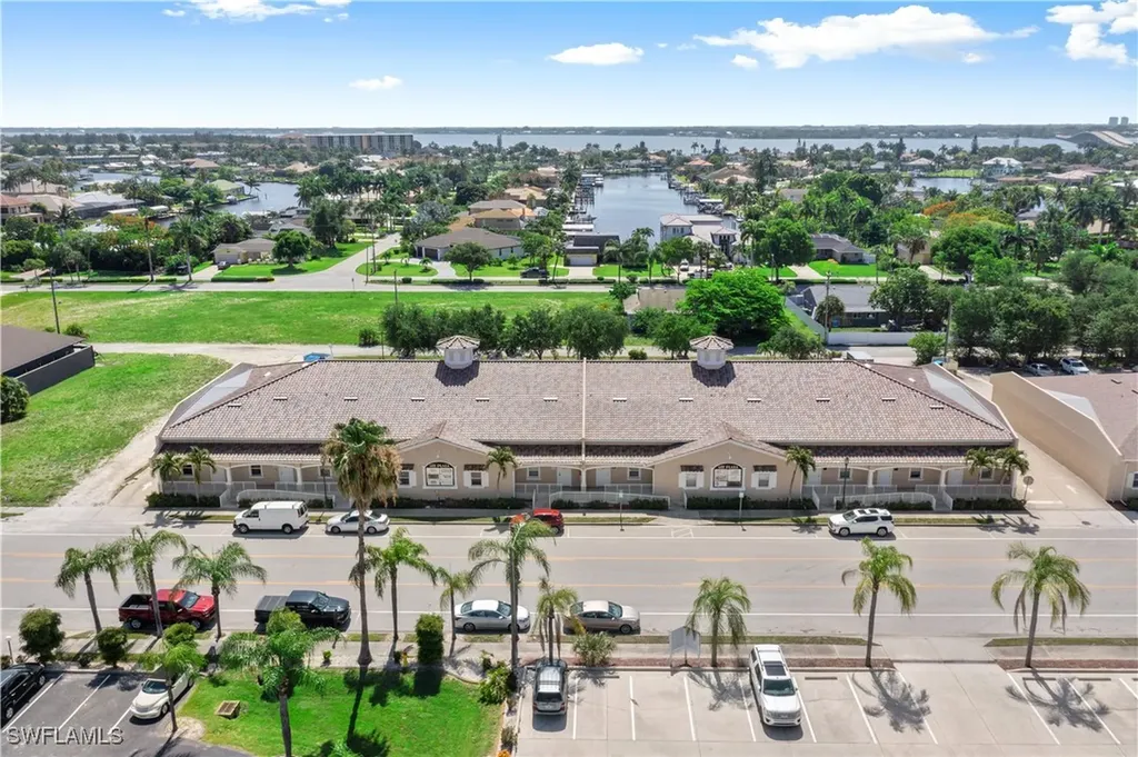 4519 SE 16th Place Cape Coral FL 33904