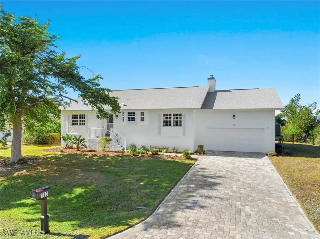 713 Durion Court Sanibel FL 33957