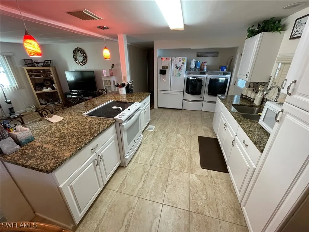 210 Cobblestone Lane North Fort Myers FL 33917