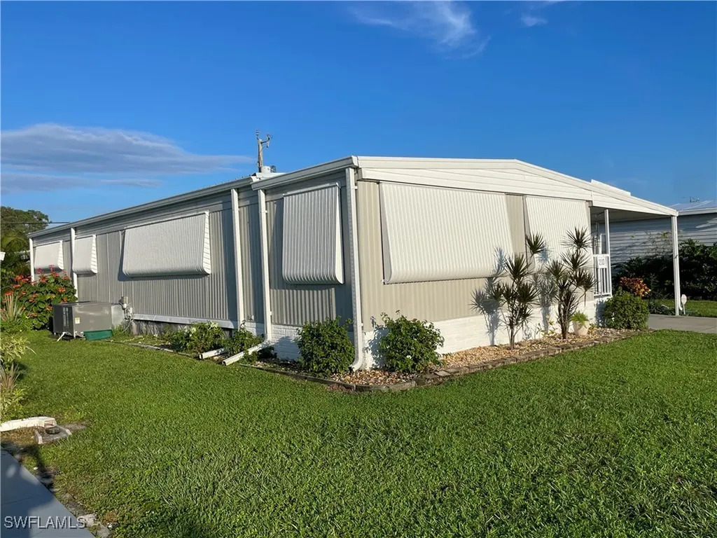 210 Cobblestone Lane North Fort Myers FL 33917