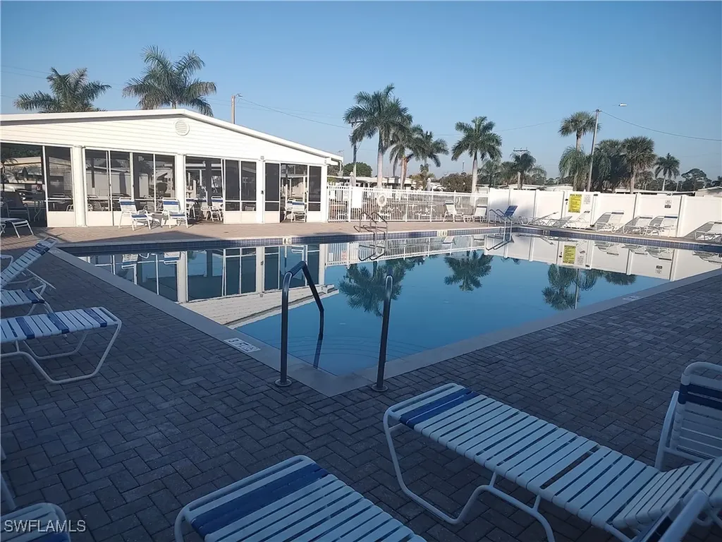 210 Cobblestone Lane North Fort Myers FL 33917