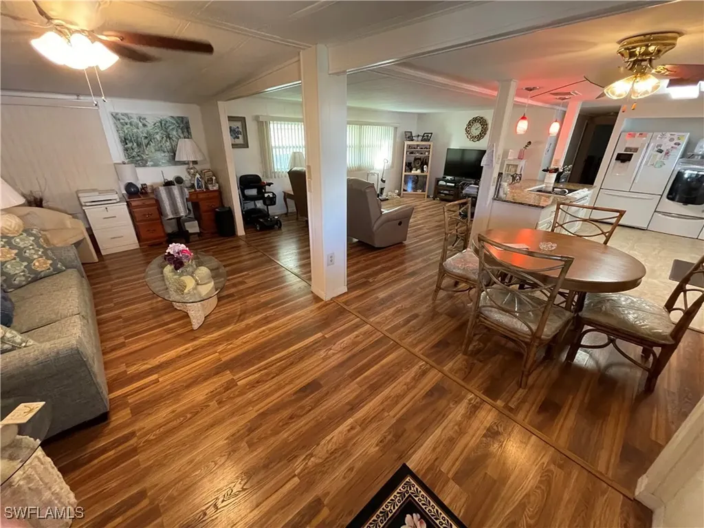 210 Cobblestone Lane North Fort Myers FL 33917