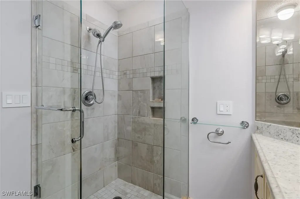 1706 Kings Lake Boulevard Naples FL 34112
