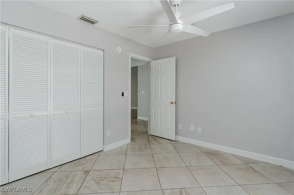 1706 Kings Lake Boulevard Naples FL 34112