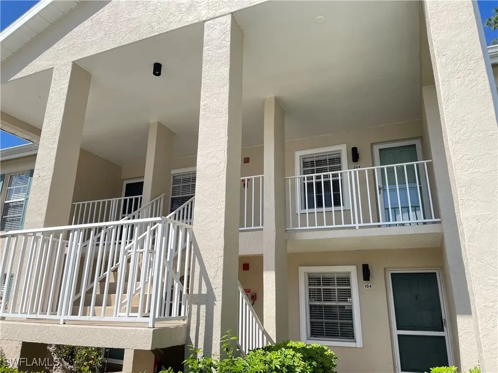 1706 Kings Lake Boulevard Naples FL 34112