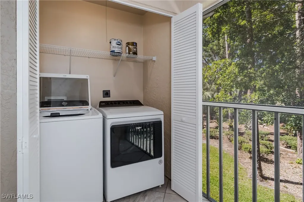 1706 Kings Lake Boulevard Naples FL 34112