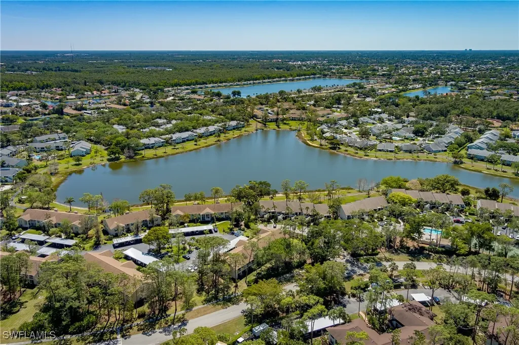 1706 Kings Lake Boulevard Naples FL 34112