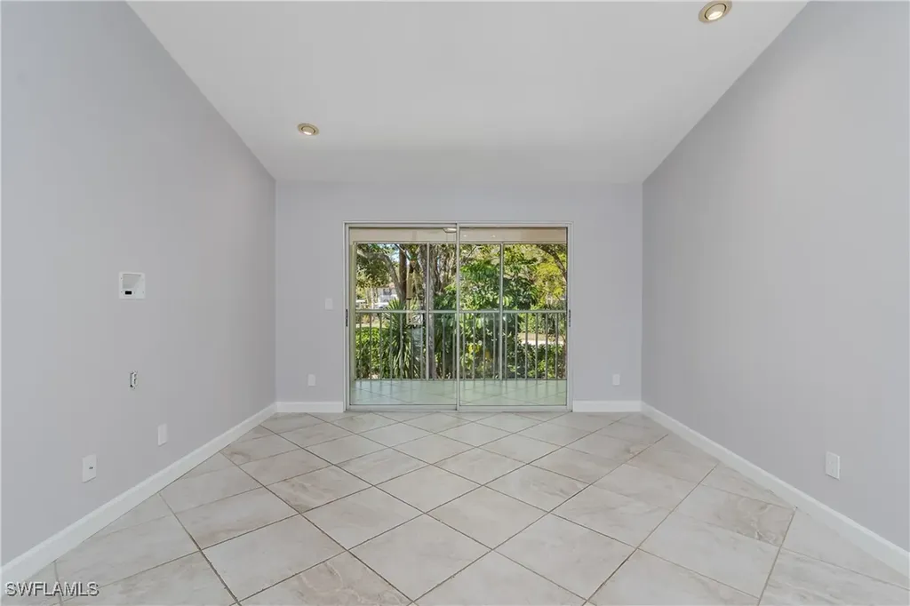 1706 Kings Lake Boulevard Naples FL 34112