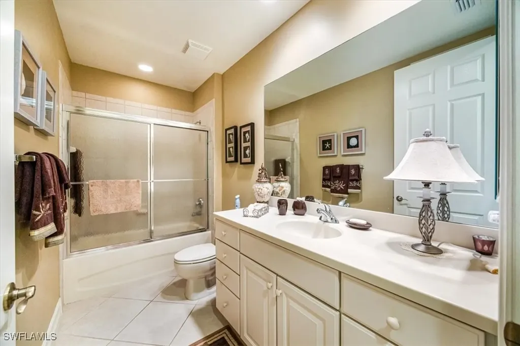 8637 Champions Point Naples FL 34113