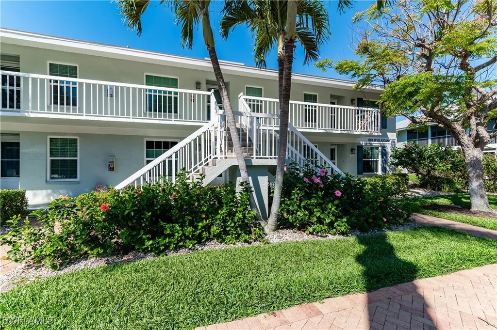 661 W Elkcam Circle Marco Island FL 34145