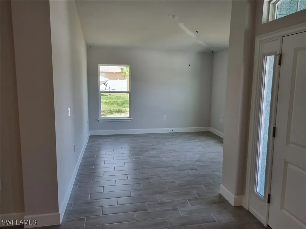 4013 NW 37th Avenue Cape Coral FL 33993