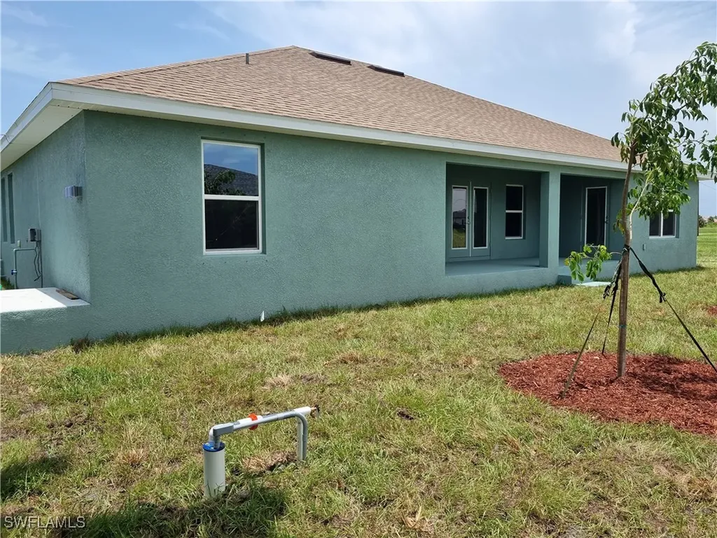 4013 NW 37th Avenue Cape Coral FL 33993
